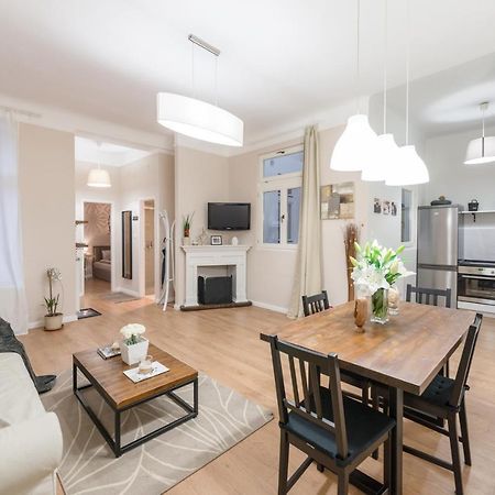 شقة Downtown Heart 3 Bdr, 2 Bath, A/C بودابست المظهر الخارجي الصورة
