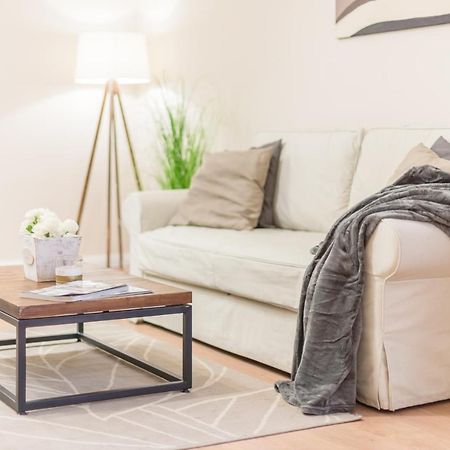 شقة Downtown Heart 3 Bdr, 2 Bath, A/C بودابست المظهر الخارجي الصورة