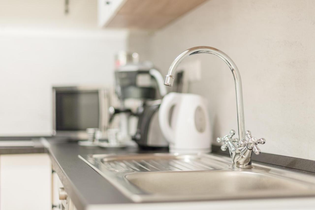 شقة Downtown Heart 3 Bdr, 2 Bath, A/C بودابست المظهر الخارجي الصورة